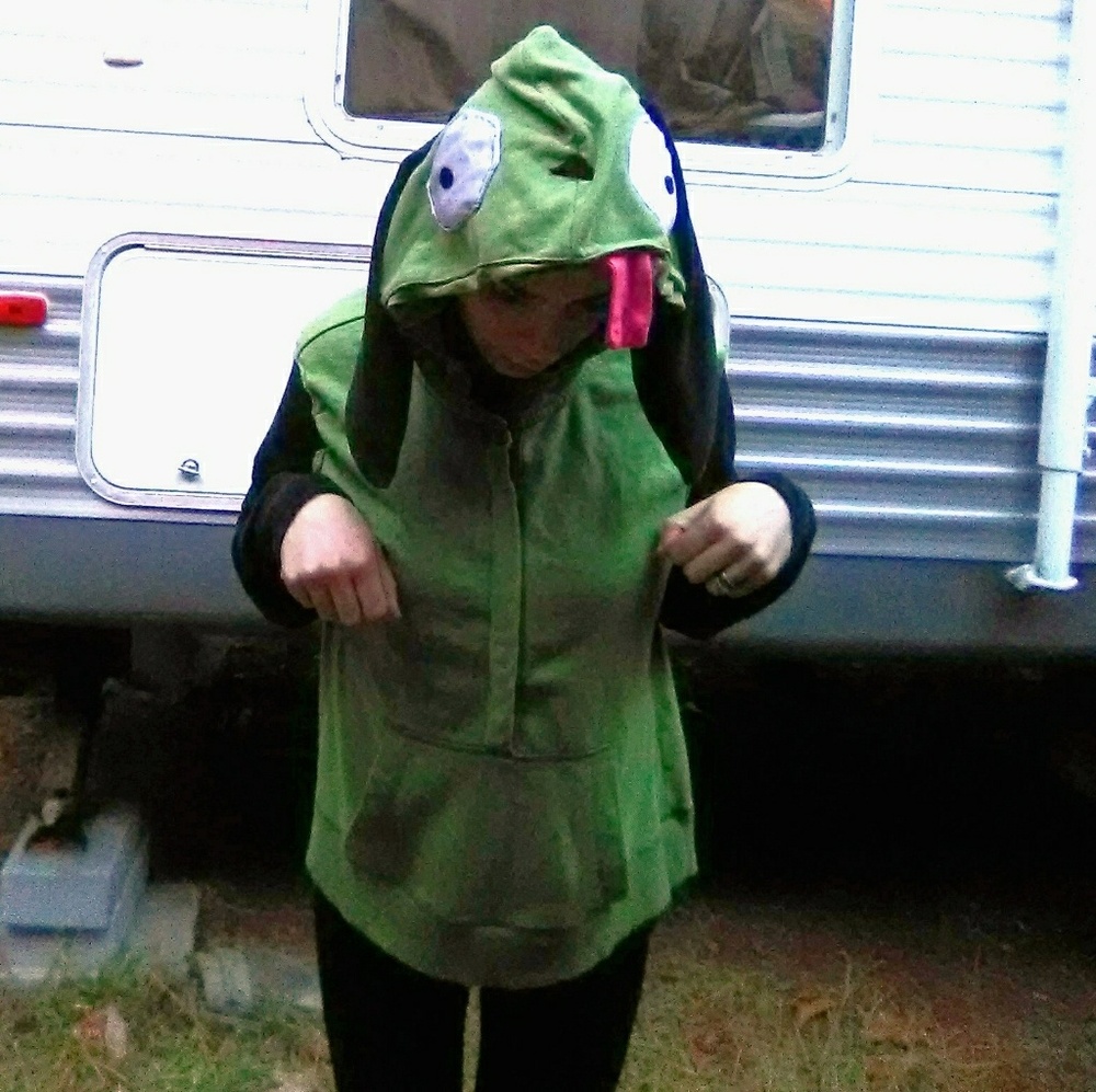 GIR Hoodie (Invader Zim)👾